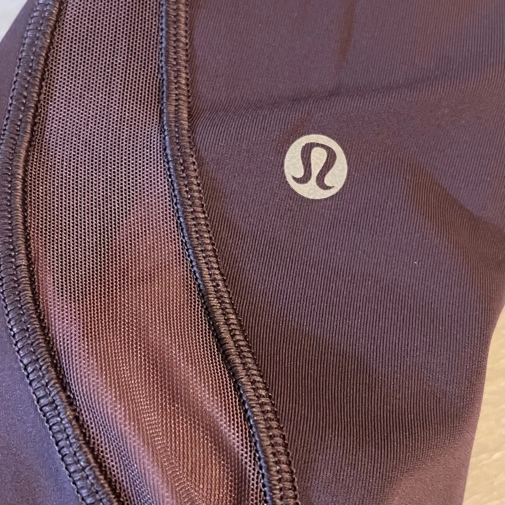 Lululemon Invigorate 7/8 Tight (25") - Picture 11 of 14